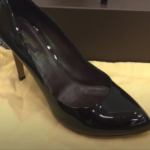 Louis Vuitton shoes - Picture 3 of 3